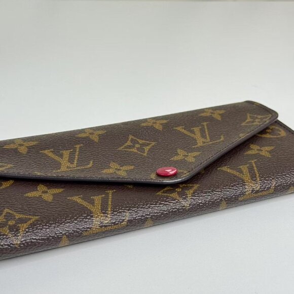 Louis Vuitton Josephine Wallet Monogram Canvas - Picture 5 of 9